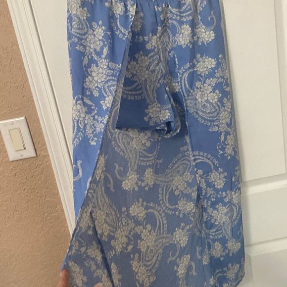 2 piece outfit , skort and off shoulder top - Picture 5 of 7